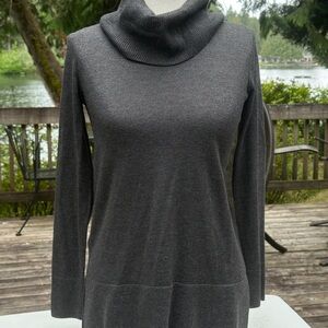 Dark Gray Turtleneck Sweater/Longsleeve